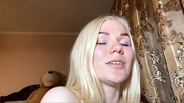 LynellMahe's cam snapshot