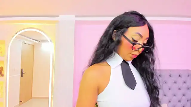 HaileeRoberts live sex cam