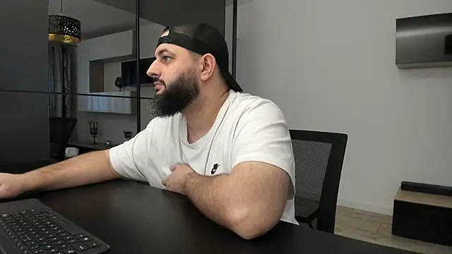 DravenPeak live sex cam