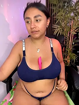 michell_boobs_ live sex cam