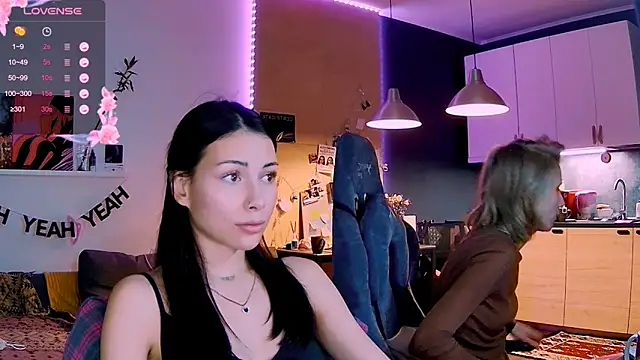 KatiKate live sex cam