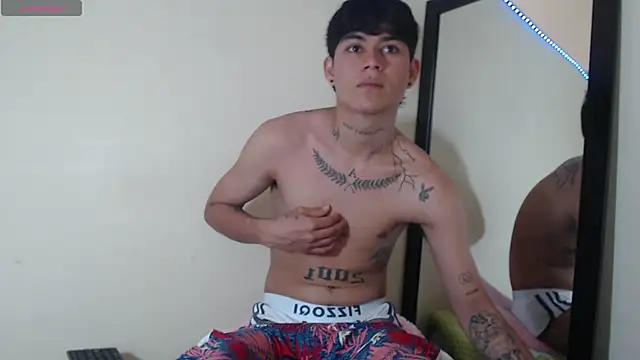 Lukas_strong live sex cam
