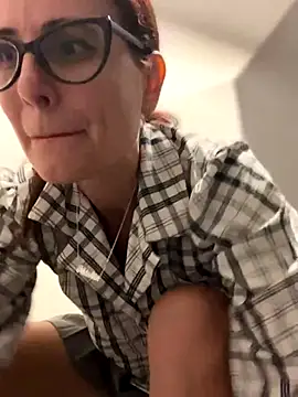 NataKitten live sex cam