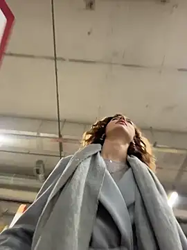 DollyTall live sex cam