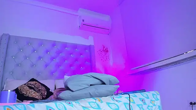 ChocoBunny1 live sex cam