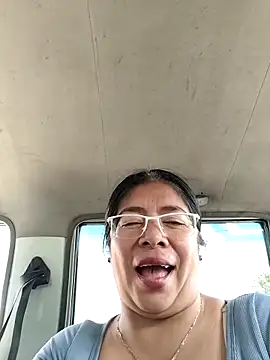 __valentina18 live sex cam