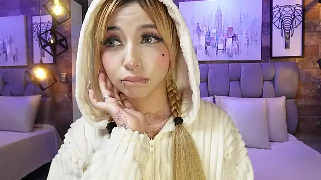 Sophia_Bellucci's cam snapshot