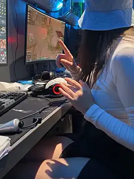 nideanbaby's cam snapshot