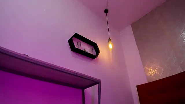 Luary69_'s cam snapshot