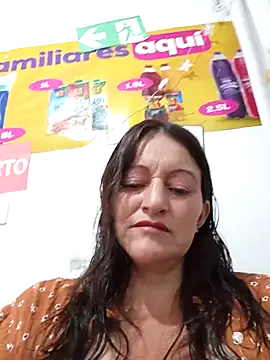 Salome-moon's cam snapshot