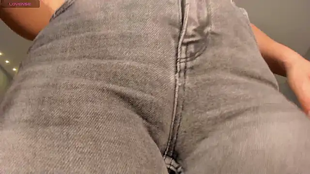 SunnyRivers live sex cam