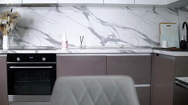 YettaCalabria's cam snapshot