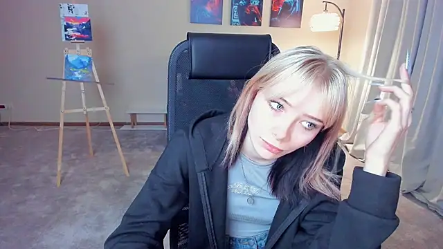 AuraMcvea's cam snapshot