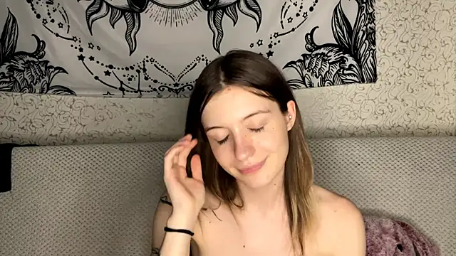 MiriamDongo's cam snapshot