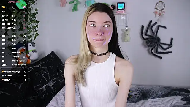 Emmie_shy's cam snapshot