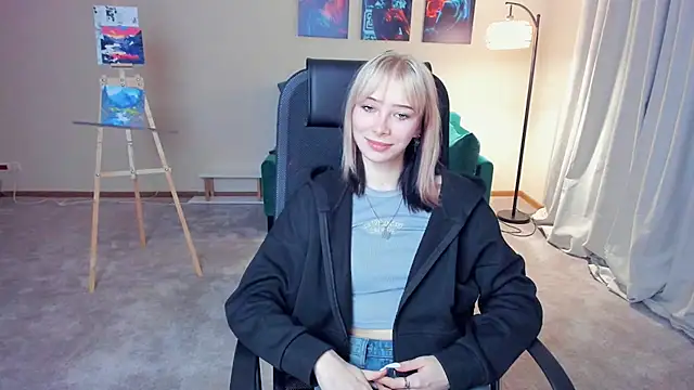 AuraMcvea's cam snapshot