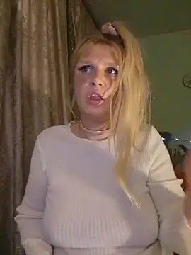 TsPostophere live sex cam