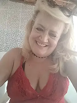 Belladama61 live sex cam