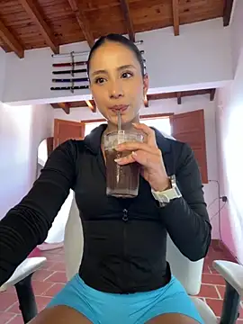 Ale_Lewis live sex cam