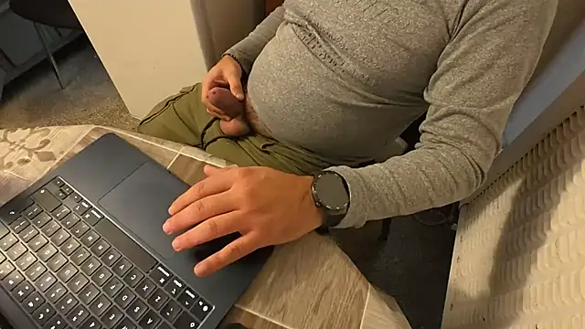 TigerOne19 live sex cam