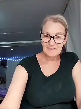 irinamaux live sex cam