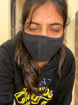 deepikaa_aroraa live sex cam