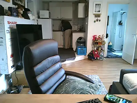 mihaimichael's cam snapshot