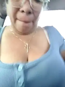 __valentina18 live sex cam