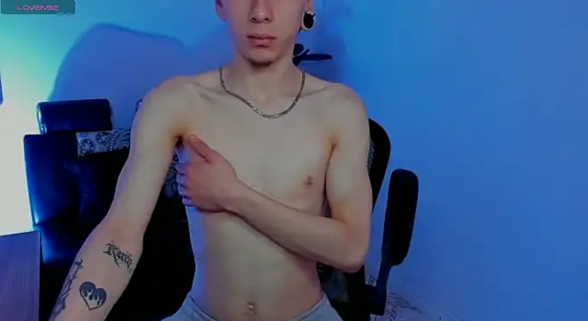 James_Adams_01's cam snapshot