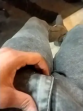 kunalmishra2003's cam snapshot