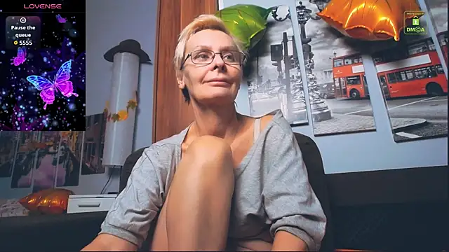 HelgaHimmell live sex cam