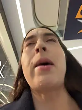 Holly_Play live sex cam