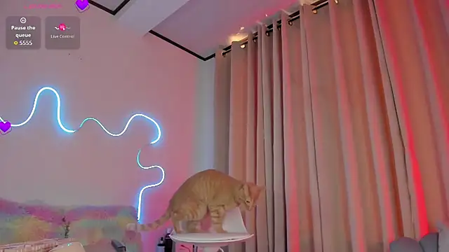 alahia_sweet live sex cam