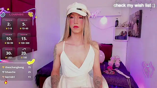 Yaki_Tai live sex cam