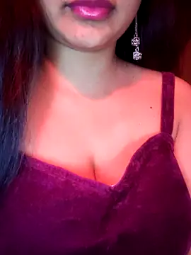 Sara_1618 live sex cam