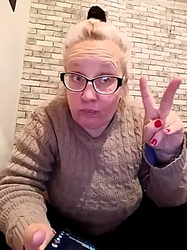 Cerd_Ayaz live sex cam