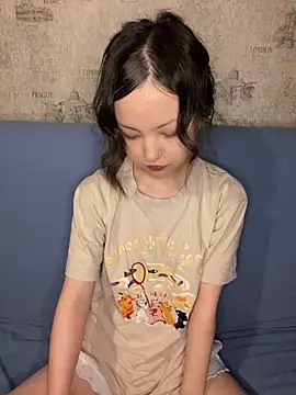 lalallalalaa- live sex cam