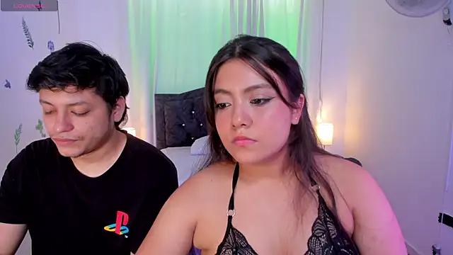 raiderandroxie live sex cam