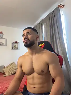 Ezzio_Scolaro live sex cam