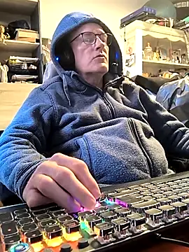 bogland33 live sex cam