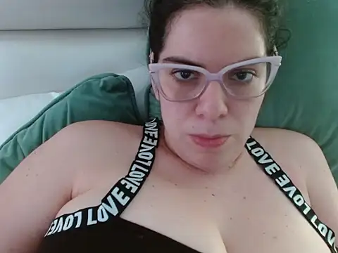 ashlymoon live sex cam