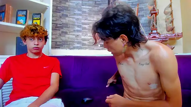 PoisonGuys live sex cam