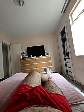 MysterBearMG live sex cam