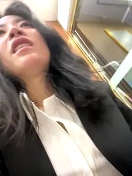 yourkeer live sex cam