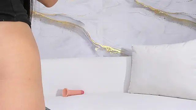 Sophie_petite18's cam snapshot