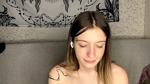 MiriamDongo's cam snapshot