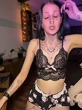 Miiaaa- live sex cam