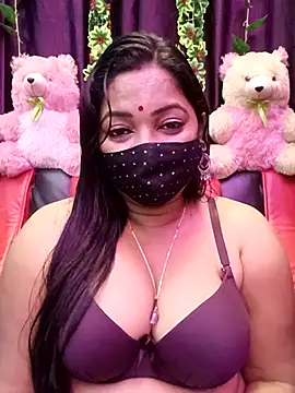 ella_mariya live sex cam