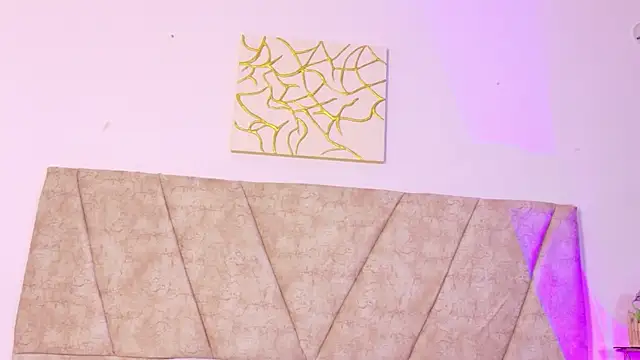 EmilyVixen_'s web cam