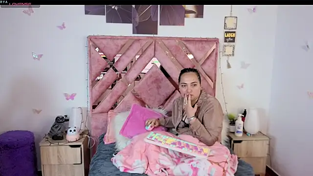 Jasmine_1526's cam snapshot